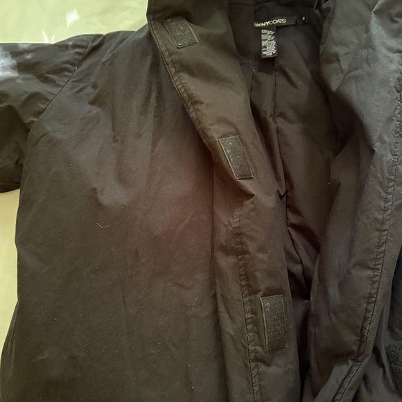 Great condition women’s sizeS DKNY black Jacket! - Picture 3 of 9